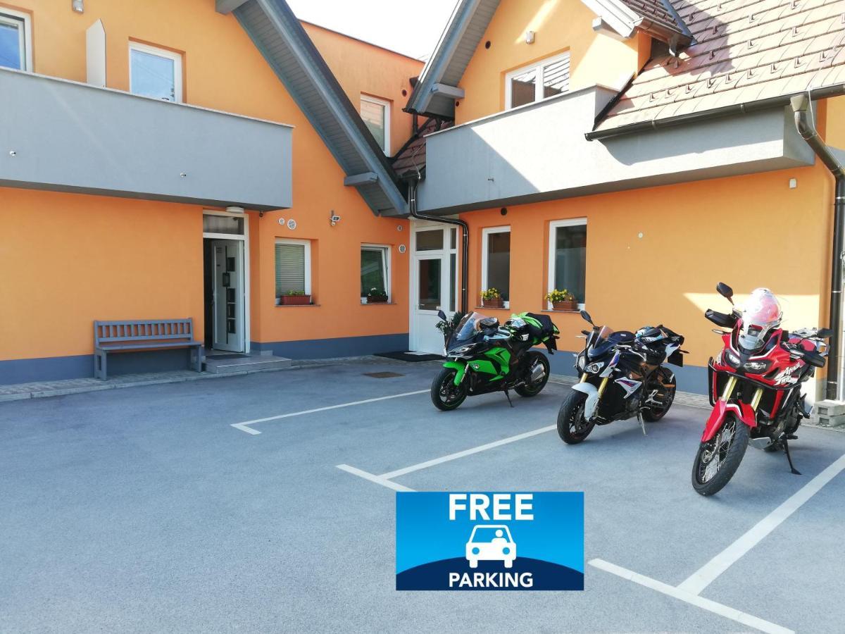 Apartments Alexandra Celje Zewnętrze zdjęcie
