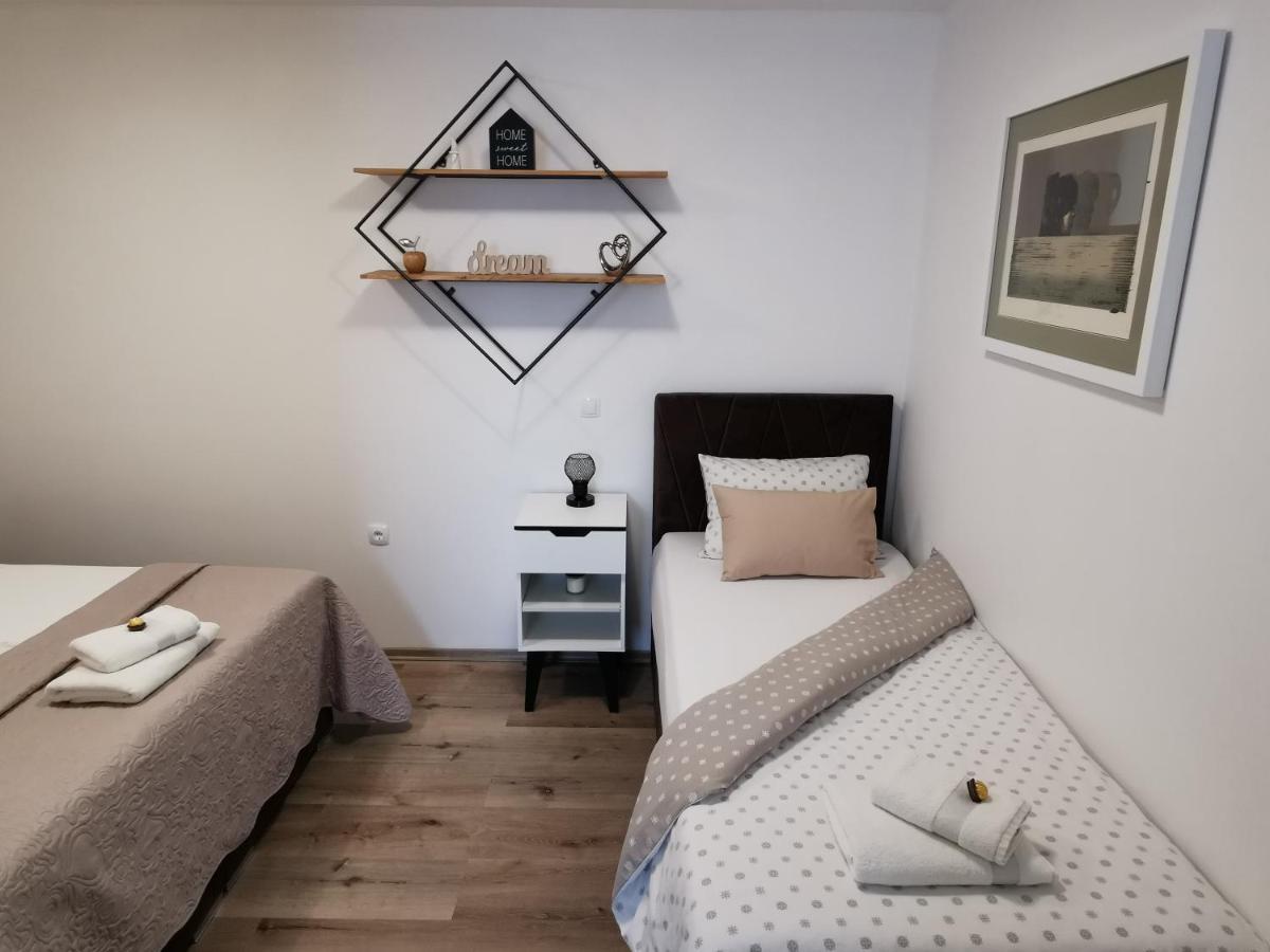 Apartments Alexandra Celje Zewnętrze zdjęcie