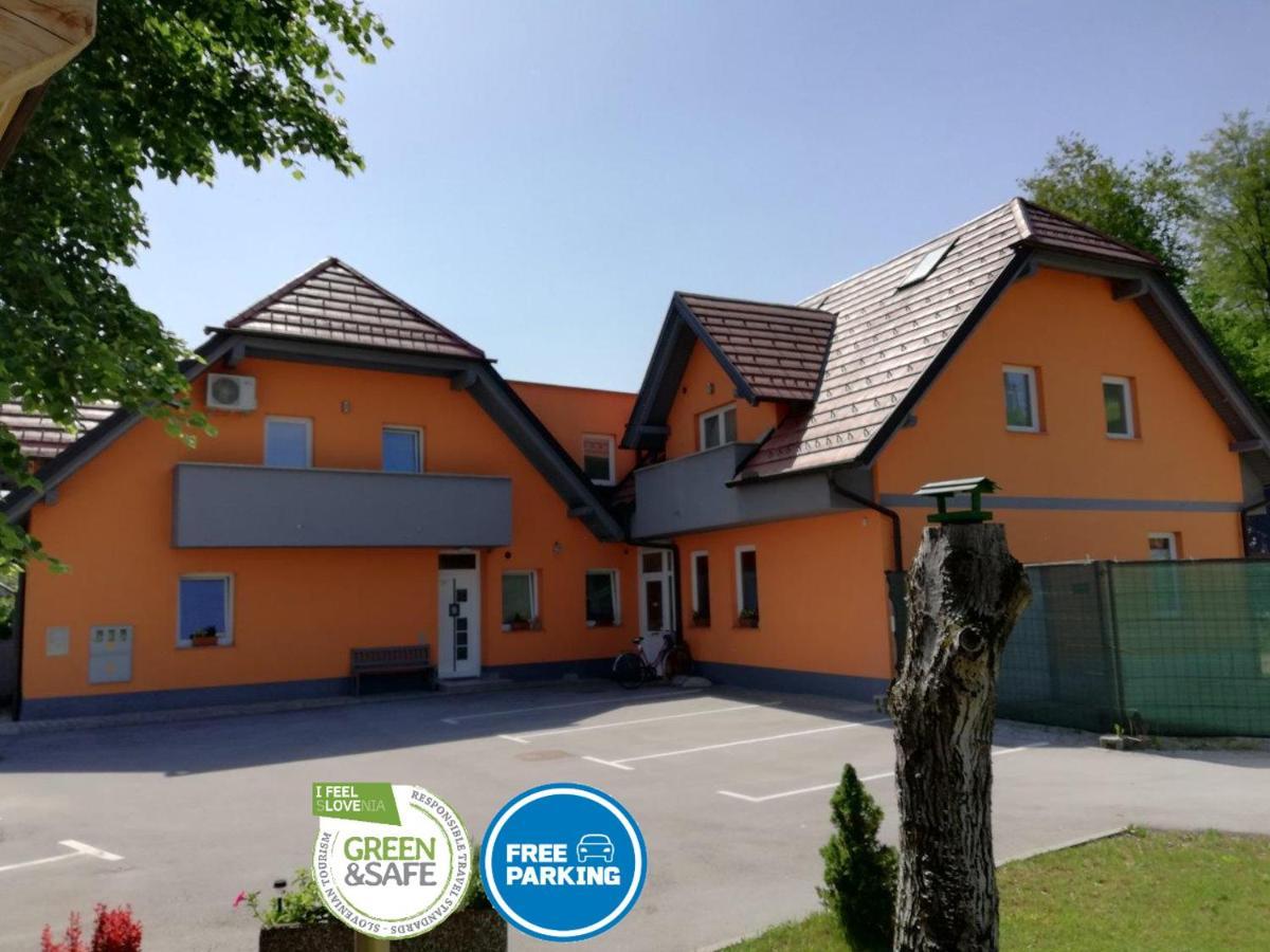 Apartments Alexandra Celje Zewnętrze zdjęcie